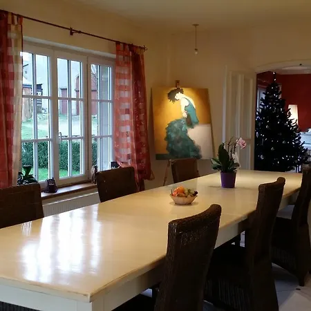 Bed & Breakfast Le Vieux Moulin De Martue 4*